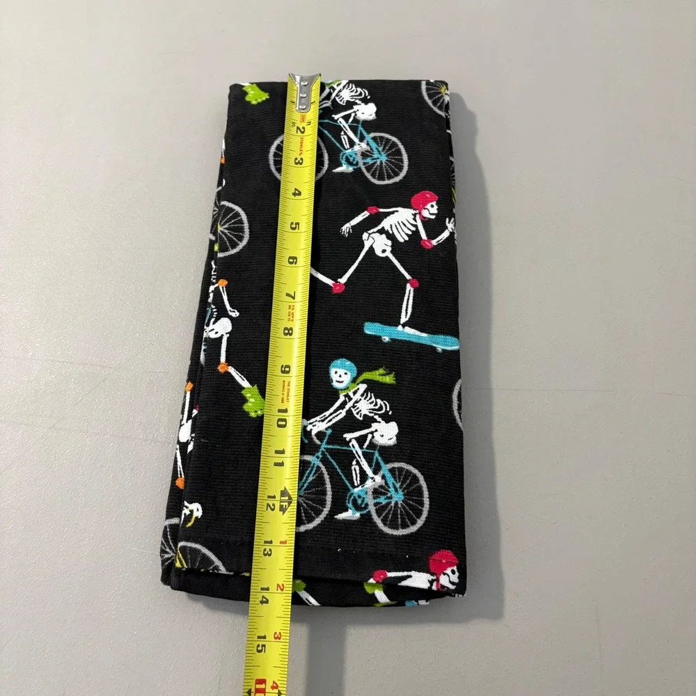 Halloween Skeleton Sports Kitchen Towel Biking Skating Blk Set of 2 Hand  Towel